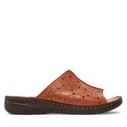 Klapki Caprice. Brązowe klapki damskie Caprice, bez wzorów, bez obcasa, bez zapięcia. Za 219.99 zł.