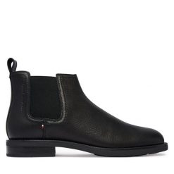 Sztyblety Tommy Hilfiger. Czarne botki męskie Tommy Hilfiger, bez wzorów, bez obcasa, bez zapięcia. Za 649.99 zł.