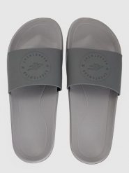 Klapki męskie 4F 4FRSS26FSLIM051. Czarne klapki męskie 4F, bez wzorów, z gumy, bez zapięcia. Za 59.99 zł.