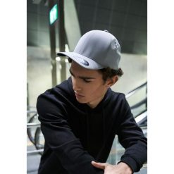 Czapka Flexfit delta Adjustable. Szare czapki damskie FLEXFIT, bez wzorów. Za 167.50 zł.