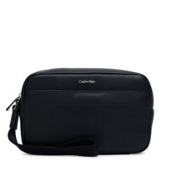 Saszetka Calvin Klein. Czarne saszetki i nerki męskie Calvin Klein, małe. Za 289.99 zł.