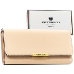 Beżowy portfel damski ze skóry ekologicznej zamykany na zatrzask Peterson PTN 006-THU. Brązowe portfele damskie Peterson, ze skóry ekologicznej. Za 69.99 zł.