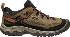 Buty trekkingowe TARGHEE IV WP M Keen. Brązowe trekkingi męskie Keen, z materiału, bez zapięcia. Za 724.00 zł.