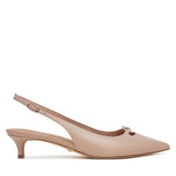 Czółenka Guess. Brązowe czółenka damskie Guess, z aplikacjami, bez obcasa, bez zapięcia. Za 399.99 zł.