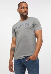 MUSTANG Style Alex C LOGO Tee MĘSKI T-SHIRT KOSZULKA Mid Grey Melange 1013221 4140. Szare t-shirty męskie Mustang, m, bez wzorów, bez kołnierzyka, bez ramiączek. Za 69.99 zł.
