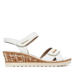 Sandały Remonte. Białe sandały damskie Remonte, bez wzorów, bez obcasa, na koturnie, bez zapięcia. Za 359.99 zł.