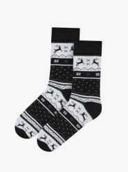 Biało-czarne skarpetki świąteczne unisex z reniferami. Czarne skarpetki damskie Ryłko, bez wzorów, z bawełny. Za 24.99 zł.
