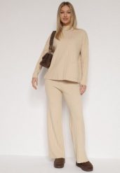 Beżowy Sweterkowy Komplet Sweter z Półgolfem i Szerokie Spodnie Alatusa. Brązowe swetry nierozpinane damskie Born2be, m, bez wzorów, z dzianiny, bez kołnierzyka, bez ramiączek. Za 139.99 zł.