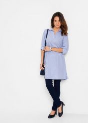 Sukienka szmizjerka z czystej bawełny. Białe sukienki damskie bonprix, bez wzorów, z bawełny, eleganckie, bez kołnierzyka, bez ramiączek, szmizjerki. Za 129.99 zł.