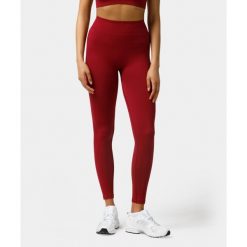 Legginsy bezszwowe push-up Carpatree Elite czerwone. Czerwone legginsy damskie Carpatree, bez wzorów, z elastanu. W wyprzedaży za 169.99 zł.