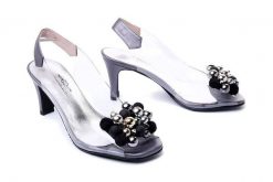BRENDA ZARO T3830 grey, sandały damskie. Szare sandały damskie Brenda Zaro, bez wzorów, z gumy, bez obcasa, na obcasie, bez zapięcia. Za 264.95 zł.