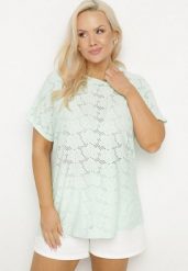 Jasnozielona Ażurowa Bluzka z Bawełną Clavienne. Zielone bluzki damskie Born2be, plus size, w ażurowe wzory, z bawełny, eleganckie, bez kołnierzyka, plus size, bez ramiączek. Za 34.99 zł.