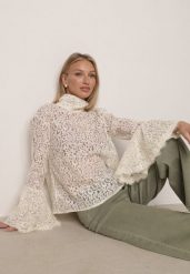 Beżowa Wiskozowa Bluzka z Koronki z Bawełną Kokardą i Rozszerzanymi Rękawami Andrice. Brązowe bluzki damskie Born2be, l, bez wzorów, z bawełny, klasyczne, bez kołnierzyka, bez ramiączek. Za 139.99 zł.