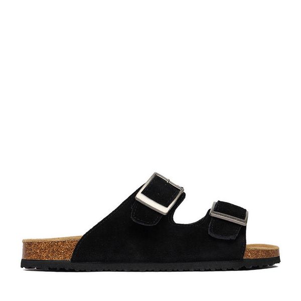 Klapki Go Soft. Czarne klapki męskie GO SOFT, bez wzorów, bez zapięcia. Za 299.99 zł.