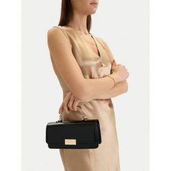 Torebka Nine West. Czarne torebki do ręki damskie Nine West, bez wzorów, bez dodatków. Za 179.99 zł.