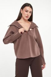 Sweter damski z kołnierzem JOSEPH RIBKOFF. Swetry nierozpinane damskie Joseph Ribkoff, s, bez wzorów, bez kołnierzyka, bez ramiączek. Za 989.00 zł.