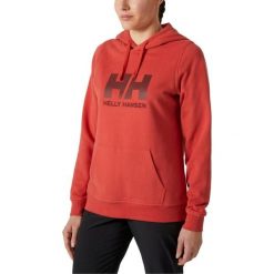 Bluza Damska Helly Hansen Hh Logo. Czerwone bluzy damskie Helly Hansen, bez wzorów, sportowe, bez ramiączek, bez kaptura. Za 379.00 zł.