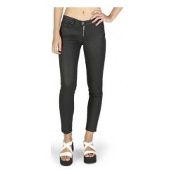 Guess Jeansy W74A65D2UE0. Jeansy damskie Guess, z aplikacjami, z jeansu. Za 293.00 zł.