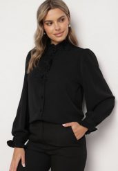 Czarna Koszula ze Stójką i Koronkowymi Aplikacjami Zeanissa. Czarne koszule damskie Born2be, l, z aplikacjami, z koronki, eleganckie, bez kołnierzyka, bez ramiączek. Za 139.99 zł.