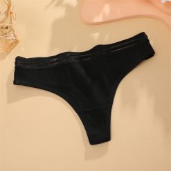 Stringi z szerokim pasem oddychające komfortowe Venira. Czarne majtki damskie Intica, z materiału. Za 49.00 zł.