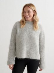 Damski sweter z mieszanki alpaki, luźny Alpaca Knit Sweater szary melanż. Szare swetry nierozpinane damskie Aim'n, l, bez wzorów, z elastanu, bez kołnierzyka, bez ramiączek. Za 551.00 zł.