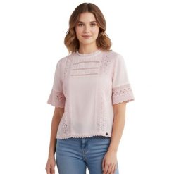 Bluzka treningowa damska Superdry Annie. Czerwone bielizna sportowa damska Superdry, w ażurowe wzory, z wiskozy. Za 157.55 zł.