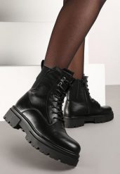 Czarne Botki Workery z Elastyczną Wstawką Samessae. Czarne botki damskie Born2be, bez wzorów, eleganckie, bez obcasa, na obcasie, bez zapięcia. Za 149.99 zł.