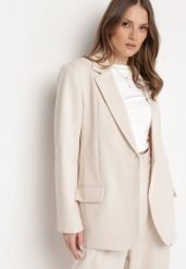 Beżowa Marynarka Jednorzędowa z Usztywnionymi Ramionami Prysilda. Brązowe marynarki i żakiety damskie Born2be, bez wzorów, eleganckie, bez kołnierzyka, bez ramiączek. Za 179.99 zł.