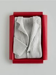 Kardigan z domieszką wełny - jasnoszary. Szare swetry męskie Reserved, l, bez wzorów, z dzianiny, bez kołnierzyka, bez ramiączek. Za 169.99 zł.