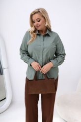 Klasyczna elegancka koszula Violet w miętowym kolorze PLUS SIZE XXL. Zielone koszule damskie Nasi partnerzy, plus size, bez wzorów, z bawełny, biznesowe, bez kołnierzyka, bez ramiączek. Za 199.90 zł.