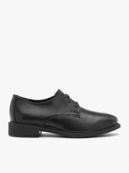 Eleganckie czarne półbuty. Czarne półbuty damskie Ryłko, bez wzorów, ze skóry, eleganckie, bez obcasa, bez zapięcia. Za 379.99 zł.