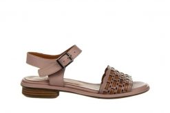 Sandały Bayla-161 034 467 26 Skin 161446, Różowy, Skóra naturalna - 36. Czerwone sandały damskie Bayla, bez wzorów, z materiału, bez obcasa, bez zapięcia. W wyprzedaży za 152.10 zł.