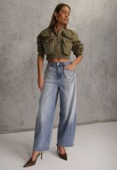 Niebieskie Szerokie Jeansy High Waist z Łańcuchem Kassania. Niebieskie jeansy damskie Renee, z aplikacjami, z jeansu, z podwyższonym stanem. Za 119.99 zł.