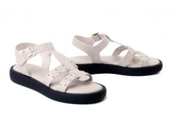 WONDERS AB-1567 latte, sandały damskie. Brązowe sandały damskie Wonders, bez wzorów, z gumy, bez obcasa, bez zapięcia. Za 509.50 zł.