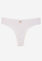 Białe Prążkowane Majtki Stringi z Bawełny Ilweda. Białe majtki damskie Renee, z bawełny. Za 4.99 zł.