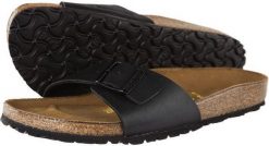 Birkenstock Klapki damskie Madrid czarne r. 36 (040793). Czarne klapki damskie Birkenstock, bez wzorów, bez obcasa, bez zapięcia. Za 288.64 zł.