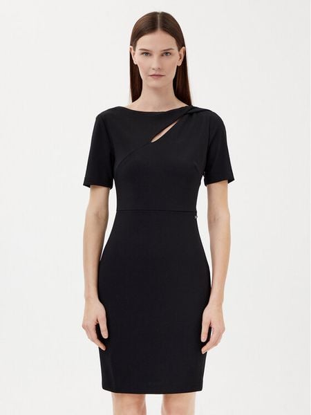 Calvin Klein Sukienka koktajlowa K20K208174 Czarny Regular Fit. Czarne sukienki damskie Calvin Klein, bez wzorów, z syntetyku, wizytowe, bez kołnierzyka, bez ramiączek. Za 399.99 zł.