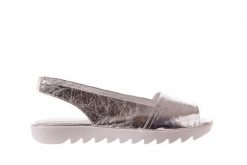 Sandały Bayla-163 319-310 614 Silver, Srebrny, Skóra naturalna - 38. Szare sandały damskie Bayla, bez wzorów, z materiału, bez obcasa, bez zapięcia. W wyprzedaży za 62.10 zł.