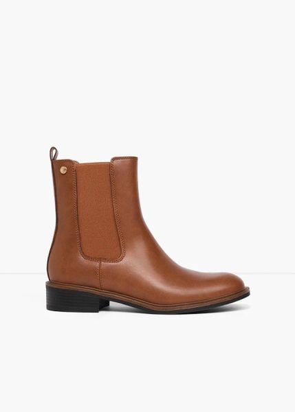 Sztyblety Esprit. Brązowe botki damskie bonprix, bez wzorów, bez obcasa, bez zapięcia. Za 299.99 zł.