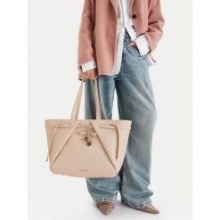 Torebka Nine West. Brązowe shopperki damskie Nine West, bez wzorów, bez dodatków. Za 249.99 zł.