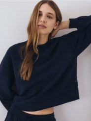 Bluza z dodatkiem modalu - granatowy. Niebieskie bluzy damskie Reserved, l, bez wzorów, z dzianiny, bez ramiączek, bez kaptura. W wyprzedaży za 59.99 zł.