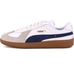Buty sportowe Puma Army Trainer. Białe obuwie sportowe damskie Puma, bez wzorów, z syntetyku, bez zapięcia. W wyprzedaży za 290.00 zł.