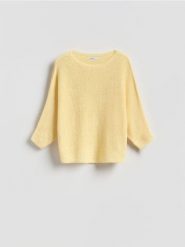 Gładki sweter - jasnożółty. Żółte swetry nierozpinane damskie Reserved, l, bez wzorów, z dzianiny, bez kołnierzyka, bez ramiączek. Za 89.99 zł.