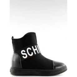 Botki neoprenowe czarne XY-38 Black. Czarne botki damskie ButyModne, bez wzorów, z neoprenu, sportowe, bez obcasa, bez zapięcia. W wyprzedaży za 99.00 zł.