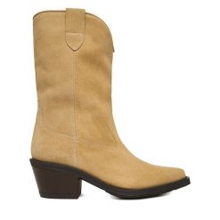 Kowbojki Badura. Brązowe botki damskie Badura, bez wzorów, bez obcasa, na słupku, bez zapięcia. Za 259.99 zł.