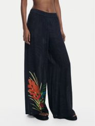 Desigual Spodnie palazzo 25SWMW02 Czarny Wide Leg. Czarne spodnie materiałowe damskie Desigual, bez wzorów, z materiału. Za 309.99 zł.