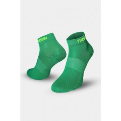 Bezszwowe skarpety oddychające Nessi Sportswear. Zielone skarpety męskie NESSI SPORTSWEAR, bez wzorów. Za 55.90 zł.