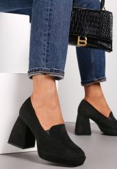 Czarne Półbuty na Geometrycznym Słupku z Kwadratowym Noskiem Vathuvie. Czarne półbuty damskie Renee, z aplikacjami, bez obcasa, na słupku, bez zapięcia. Za 59.99 zł.