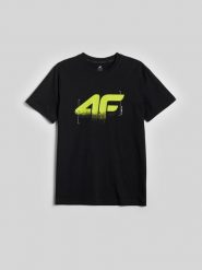4F T-shirt regular z nadrukiem męski - czarny M. Czarne koszulki sportowe męskie 4F, m, bez wzorów, z bawełny, bez kołnierzyka, bez ramiączek. Za 59.99 zł.