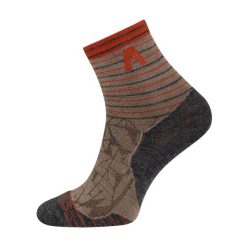 Skarpety merino turystyczne dla dorosłych Alpinus Kuldiga. Brązowe skarpetki damskie Alpinus, bez wzorów, z wełny. Za 49.99 zł.